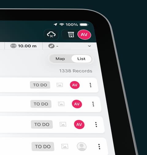 Codifi on an iPad, seen at an angle: a list of 1,338 records, and in the header a cloud icon with a small cross on it, the offline state.